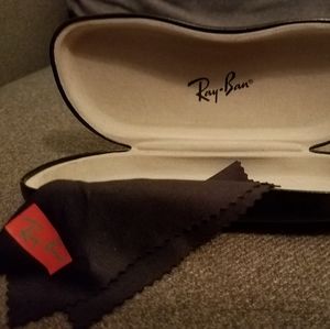 Ray Ban case with microfiber cleaning cloth